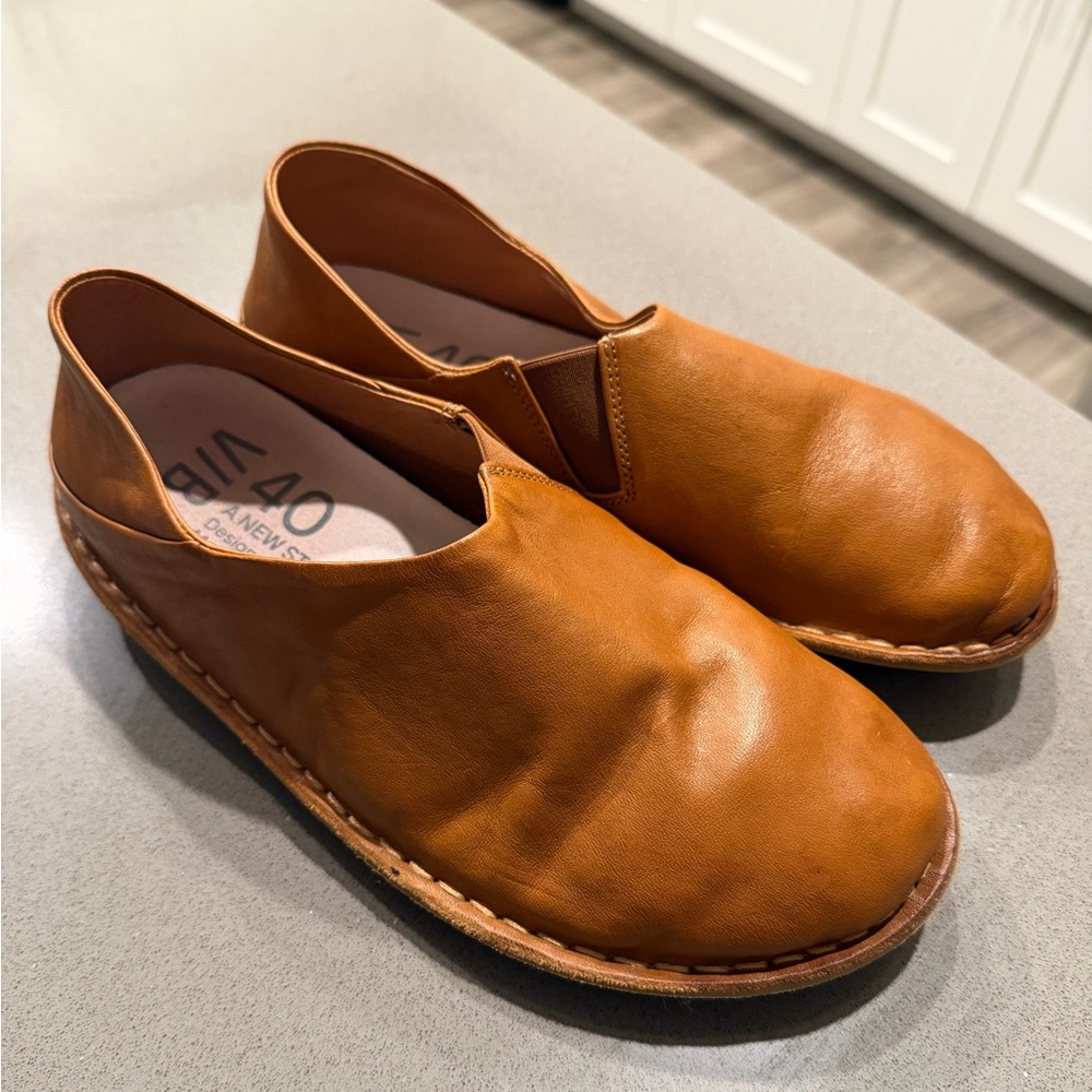 VIBAE VIBA Zuma Ergonomic Slip On Leather Shoes Unisex